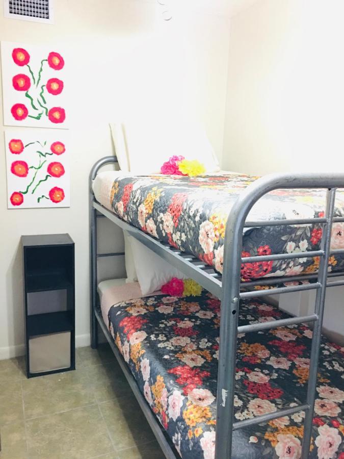 Zen Women'S Hostel Форт-Лодердейл Екстер'єр фото